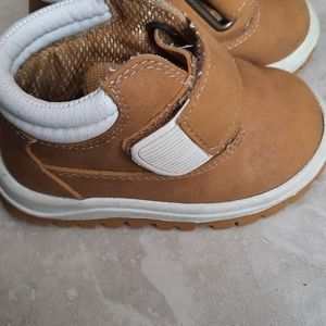 Barefoot Walking- imitation workman boots